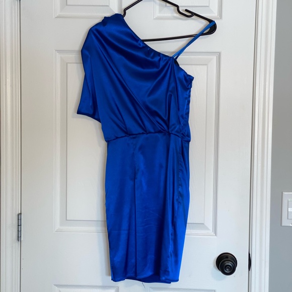 Le Chateau One Shoulder Cocktail Dress Size XXS - Picture 2 of 3